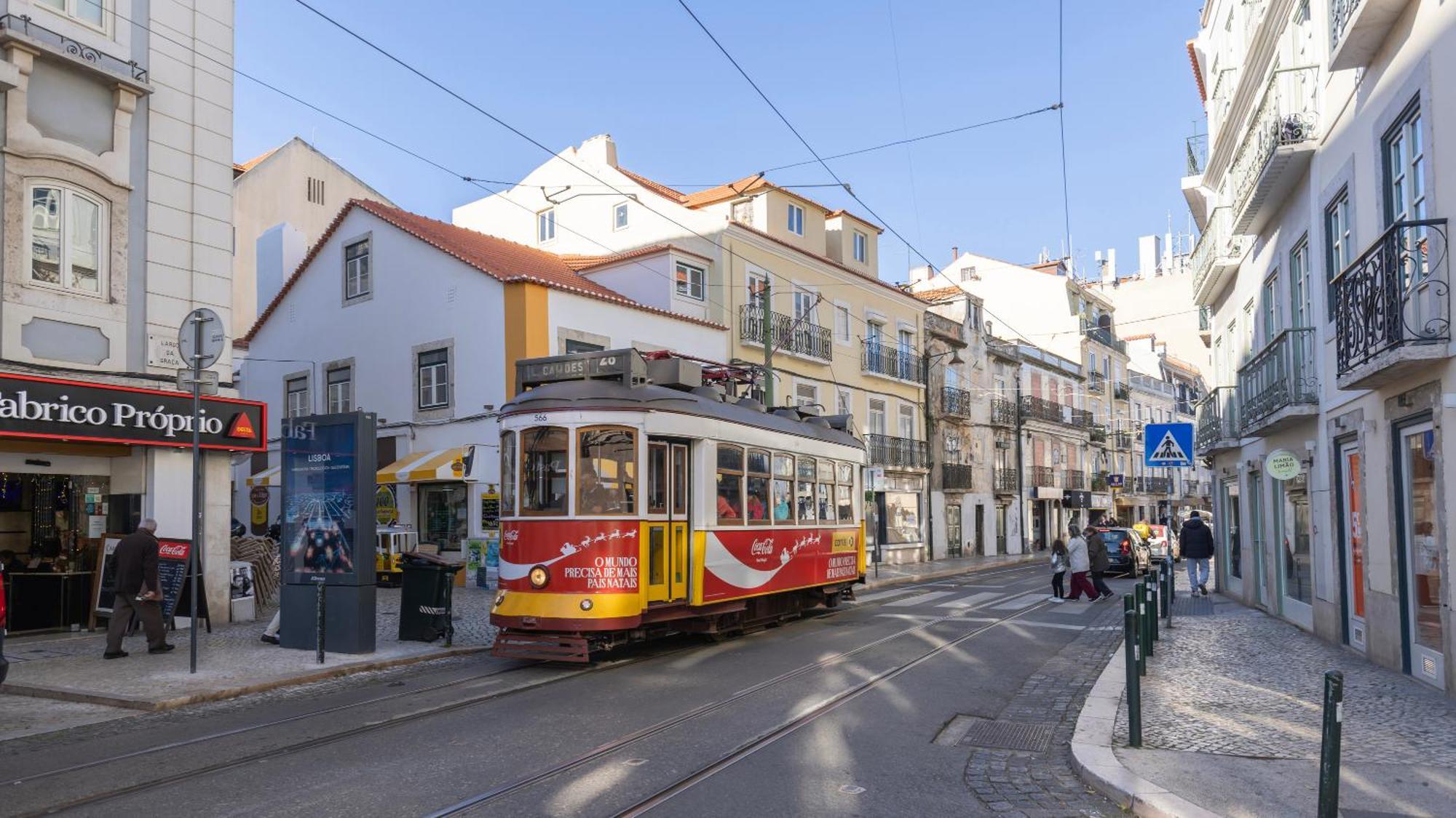 Apartment Trendy In Graca's Heart By Lovelystay Lissabon
